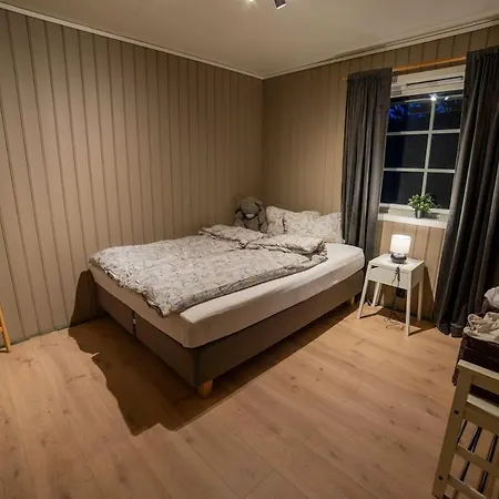 Cozy House With Free Parking On The Premises Feriehus