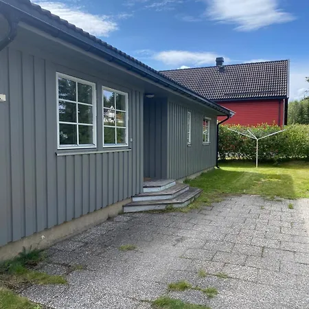 Feriehus Cozy House With Free Parking On The Premises *